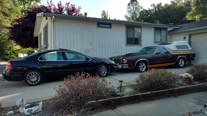 Cedar Oaks Mobile Home Park Picture 10
