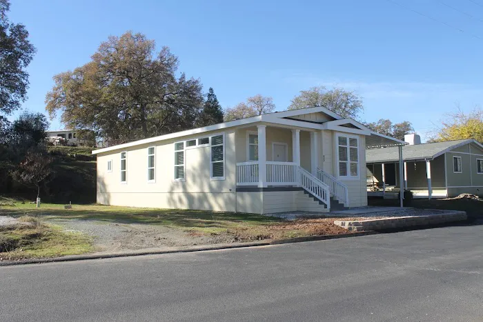 Cascade Estates MHP Picture 4