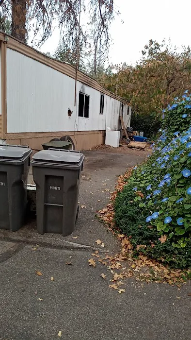 Park Villa Mobile Home Park Picture 7