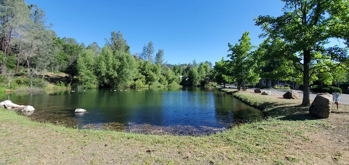 Twin Lakes Mobile Estates Picture 1