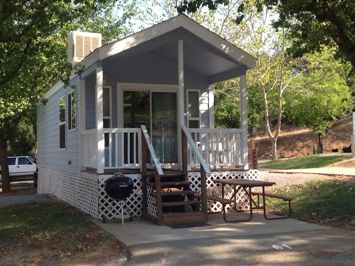Mountain Gate RV Park and Cottages Picture 5
