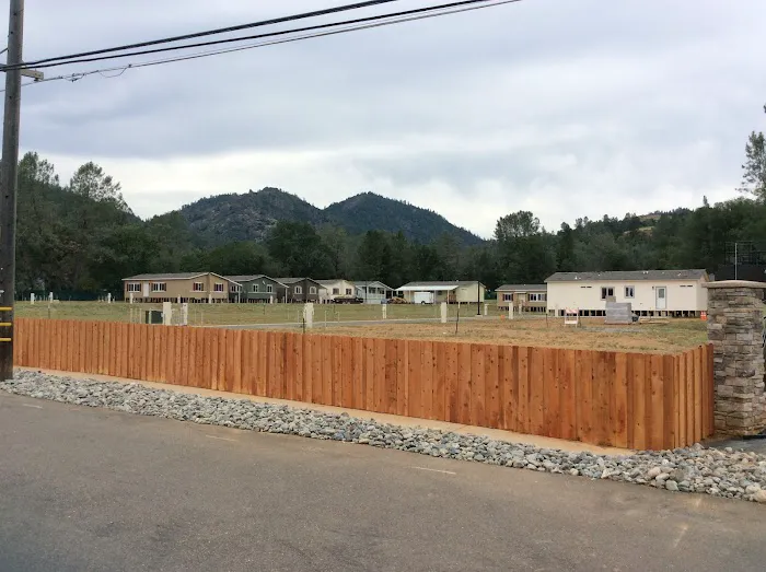 Mountain Gate Mobile Home Park Picture 4