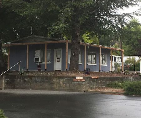 Wonderland Mobile Home And RV Park