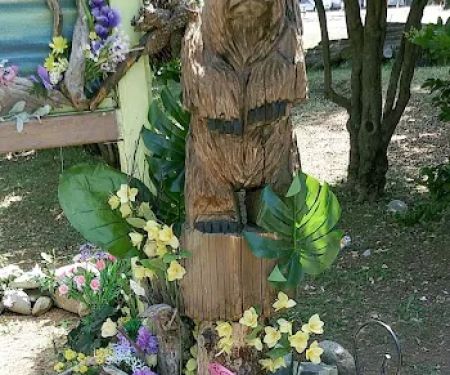 Lakeshore Villa RV Park