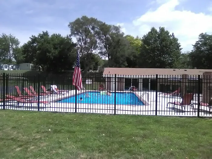 Maplewood Estates Picture 3