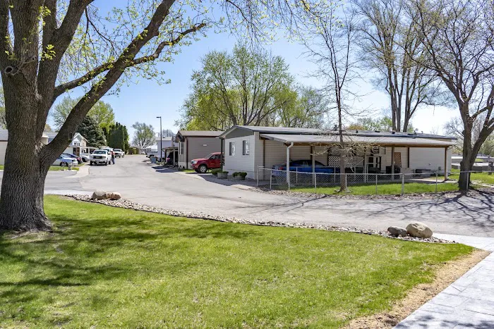 Maplewood Estates Picture 5
