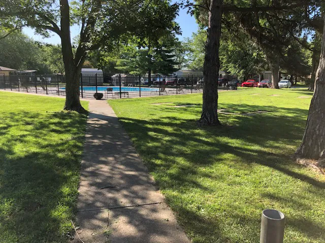 Lakeside Estates Picture 9