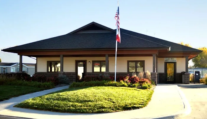 The Grove at Council Bluffs Picture 1