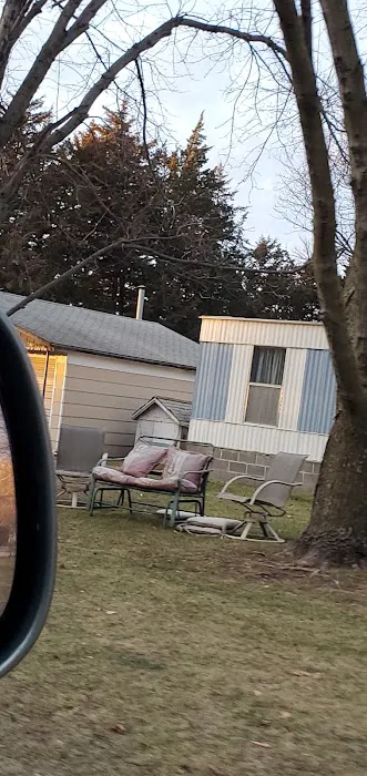 Meadowbrook Mobile Home Park Picture 9