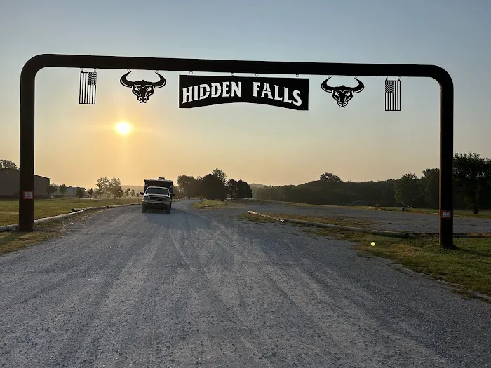 Hidden Falls Cabins & RV Park Picture 3
