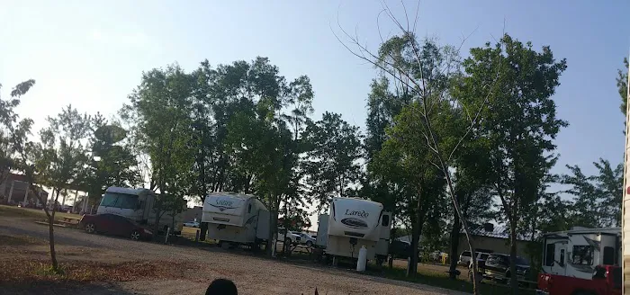 The Place RV Park Picture 1