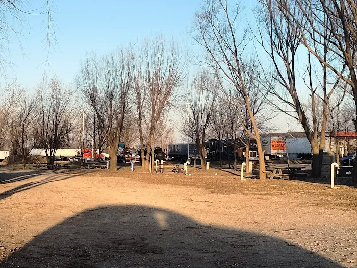 The Place RV Park Picture 6