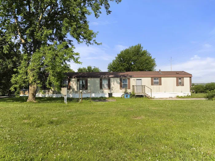 Oak Point Estates Picture 5