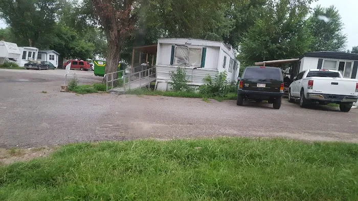 Shamrock Mobile Home Court Picture 2