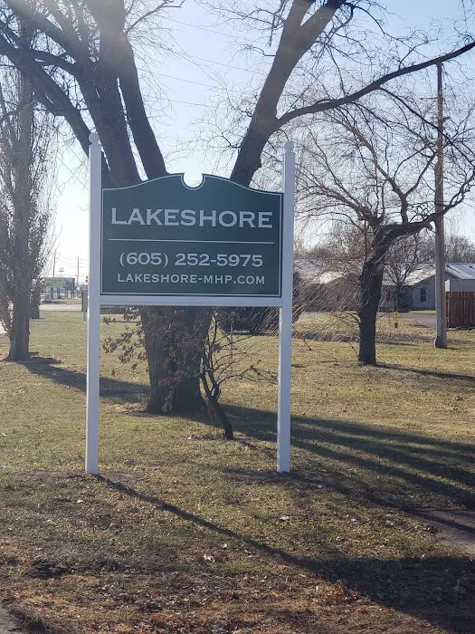 Lakeshore Mobile Home Park Picture 1