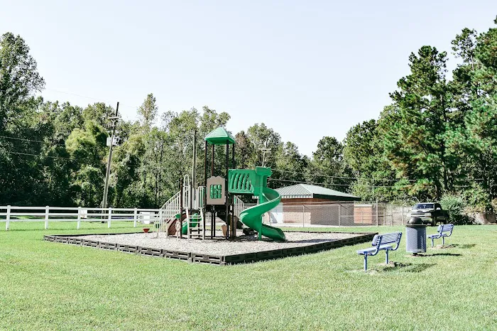 MH Estates LLC Picture 6