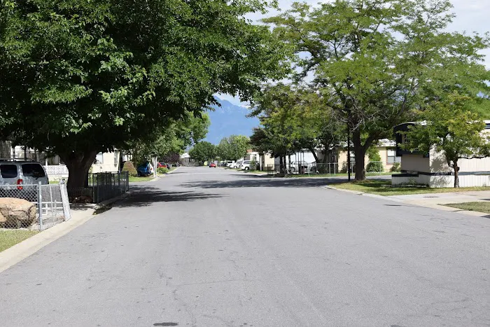 Villa West Manufactured Home Community Picture 5