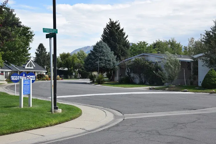 Crescentwood Village Manufactured Home Community Picture 10