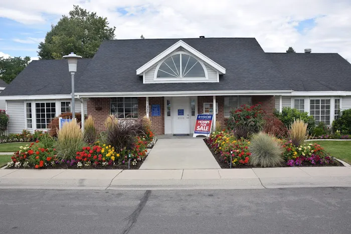 Crescentwood Village Manufactured Home Community Picture 6