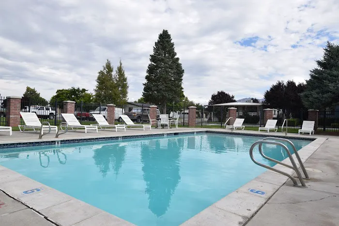 Crescentwood Village Manufactured Home Community Picture 3