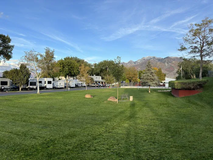 Mountain Shadows RV Park Picture 2