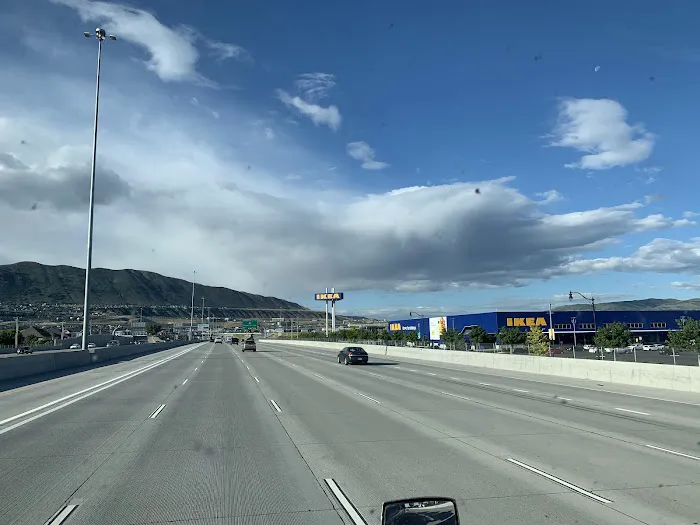 Mountain Shadows RV Park Picture 9