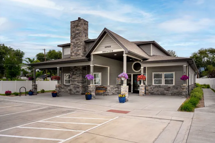 Winchester Estates Picture 9