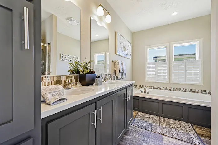 Winchester Estates Picture 3