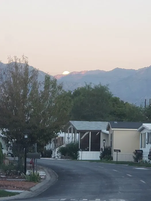 Majestic Meadows Mobile Home Park Picture 7