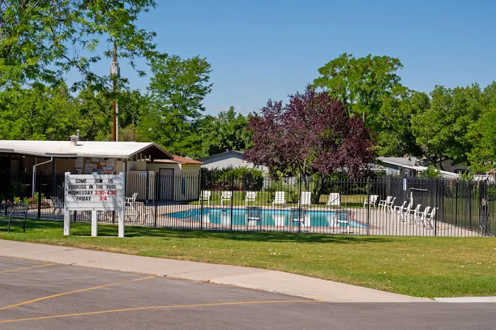 Cottonwood Coves MHC Picture 5