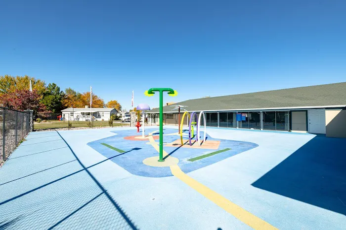 Meadowbrook Village Mobile Home Park Picture 2