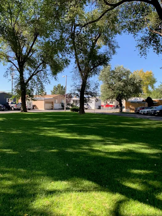 Town and Country Mobile Home Park Picture 9