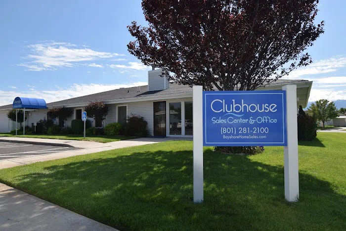 Riverside Manufactured Home Community Picture 3