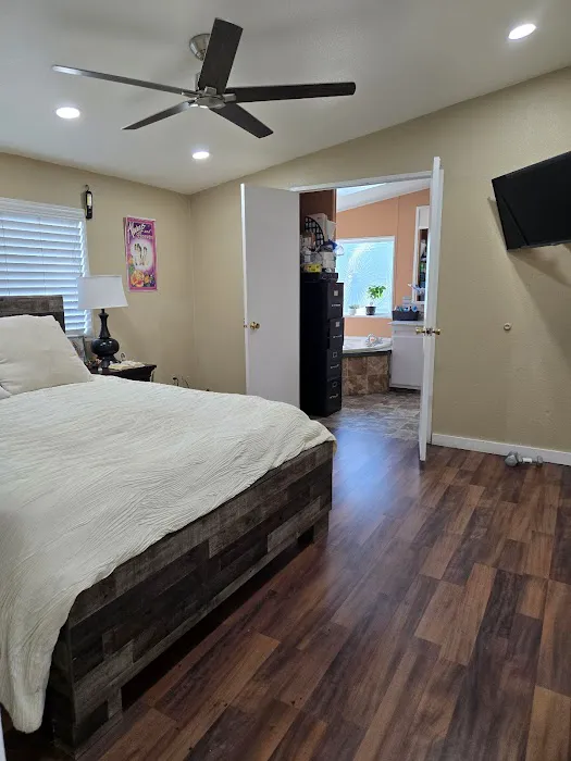 Westcrest Manufactured Home Community Picture 2