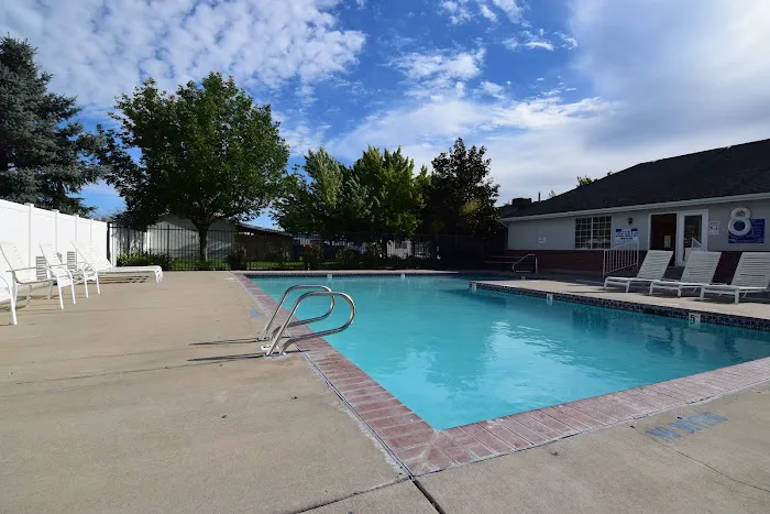 Windsor Estates Manufactured Home Community Picture 2