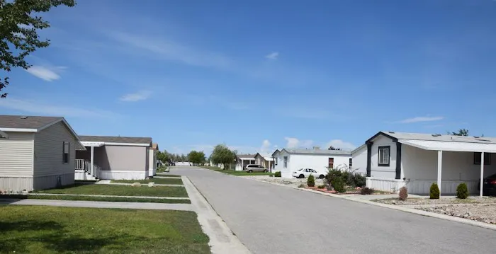 Kopper View Manufactured Home Community Picture 8