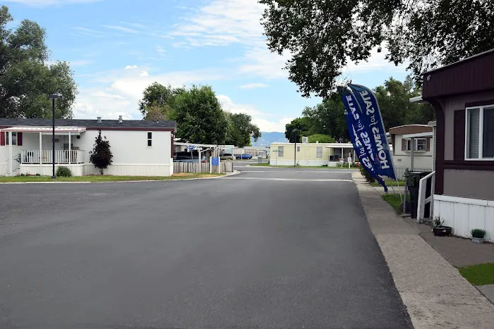 Western Estates Manufactured Home Community Picture 2