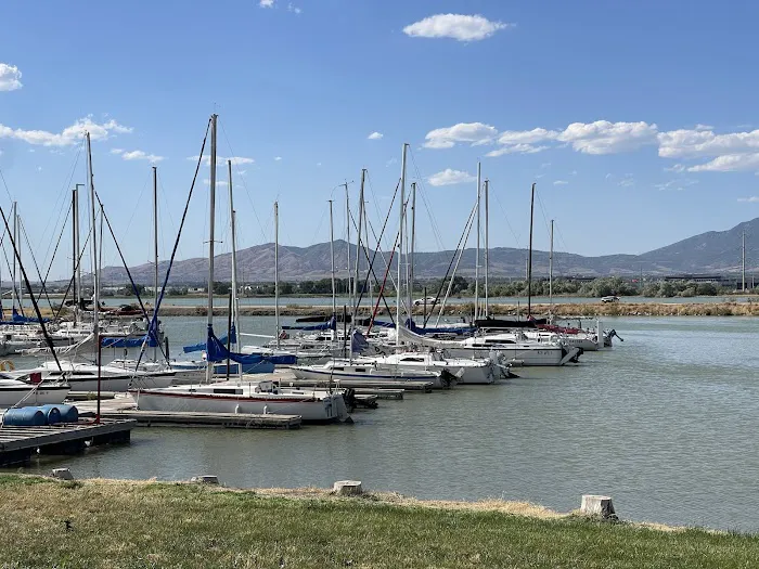 Lake Shore RV Park Picture 1