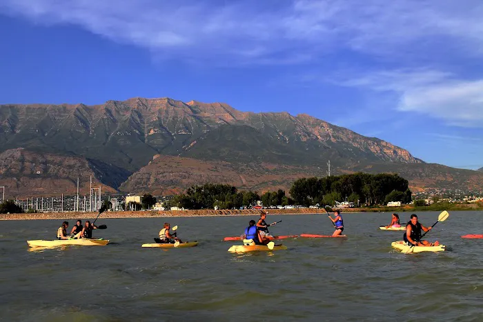 Lake Shore RV Park Picture 6