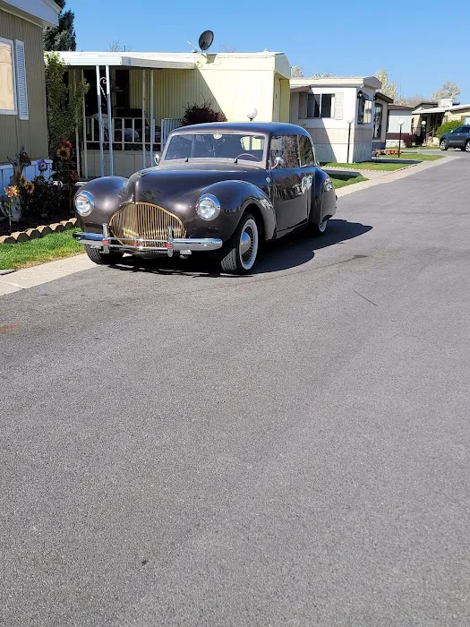 Charman Mobile Home Manor 2 Picture 1