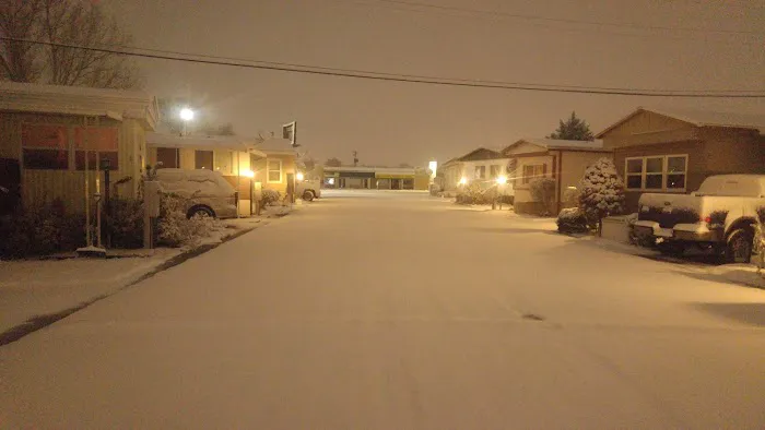 Mon-A-Lea Mobile Home Park Picture 5