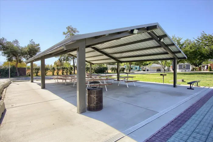 Crestline Mobile Estates Picture 1