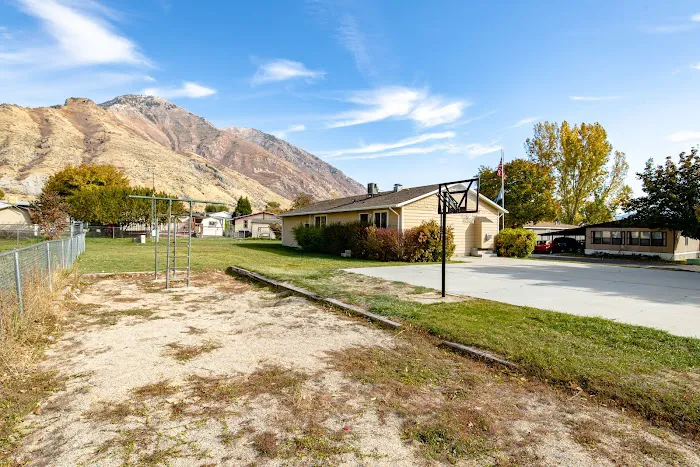 South Willow Community Picture 1