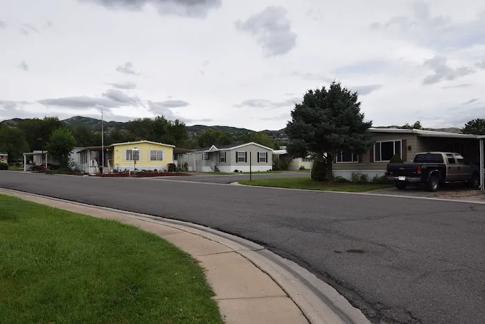 Camelot Manufactured Home Community Picture 1