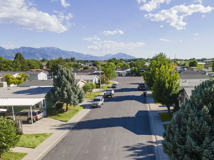 Oakbrook Crest, manufactured home community Picture 7