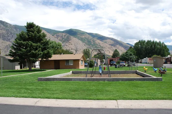 Green Acres Mobile Park Picture 5