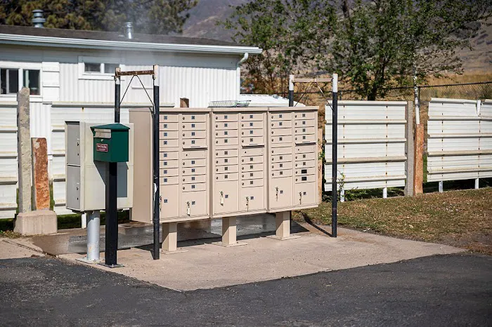 Wood Haven Picture 3