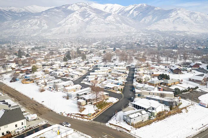 Apple Acres Picture 10