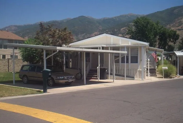 Apple Acres Picture 1