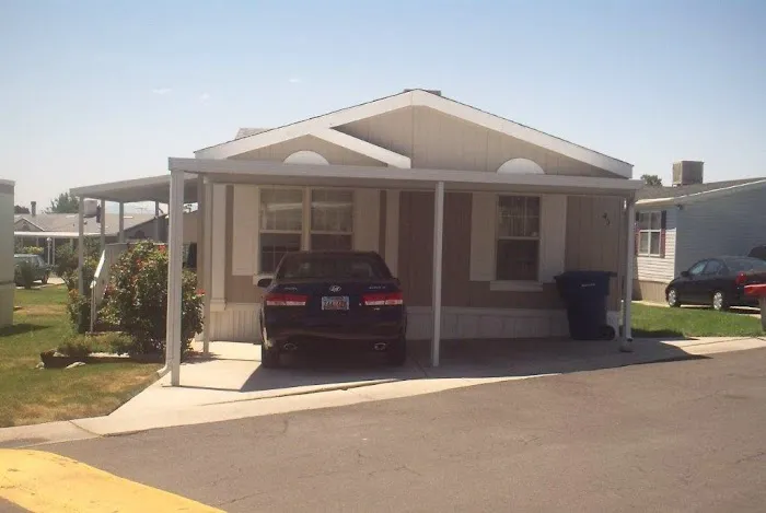 Apple Acres Picture 9